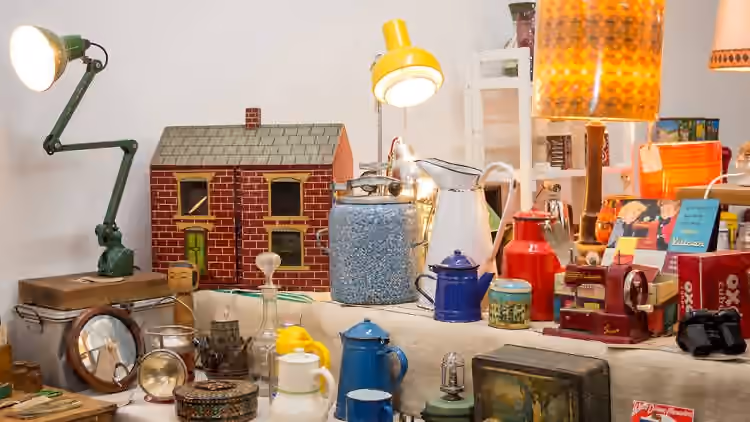 Vintage homeware at Hackney Flea Market